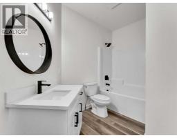 Bedroom - 107 Sierra Road Sw, Medicine Hat, AB T1B4Y6 Photo 8