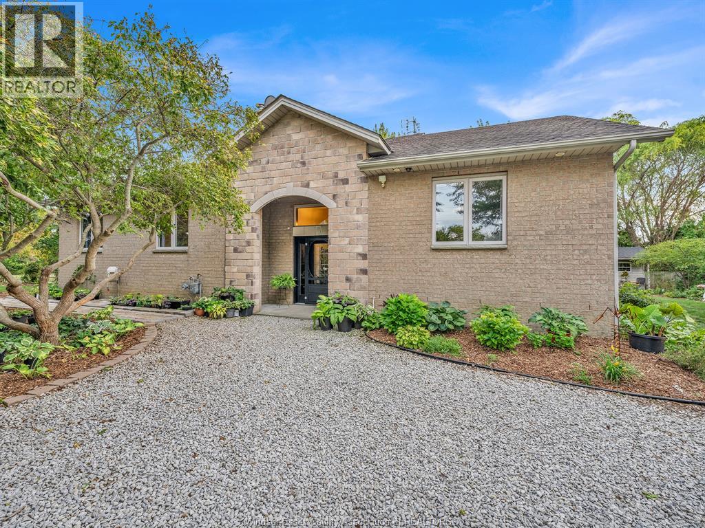 15461 COUNTY RD 8, Essex