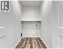 Great room - 107 Sierra Road Sw, Medicine Hat, AB T1B4Y6 Photo 12