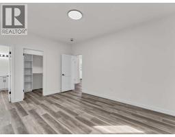 Kitchen - 107 Sierra Road Sw, Medicine Hat, AB T1B4Y6 Photo 9