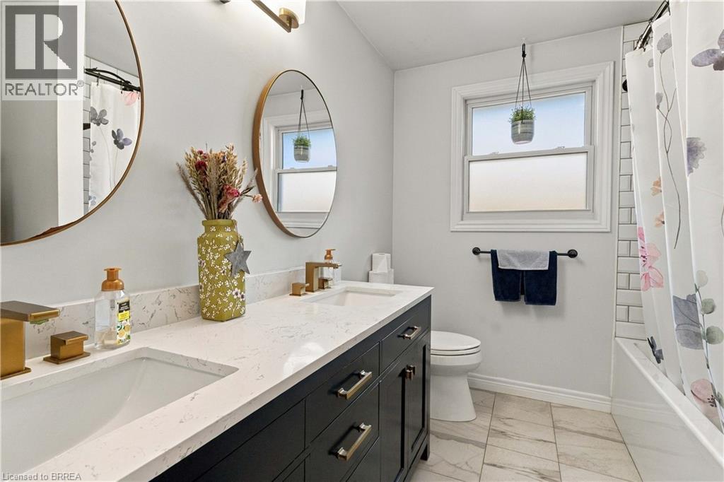 79 DONLY Drive S - Image 19
