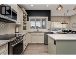 5pc Bathroom - 5215 35 Avenue, Camrose, AB T4V5H5 Photo 7