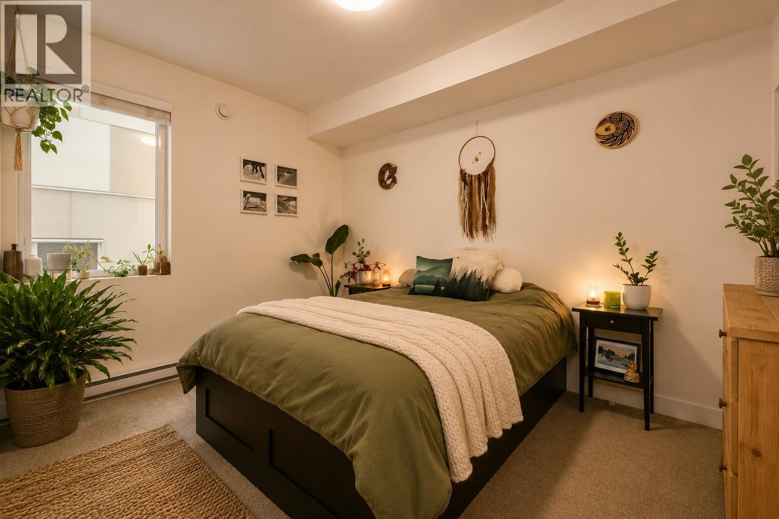 302 37881 CLEVELAND AVENUE, Squamish