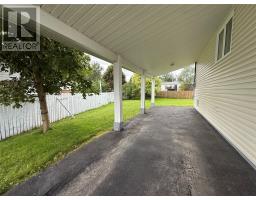 1 Smallwood Drive thumbnail 4