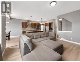 205 Hillcrest Drive SW - photo 17