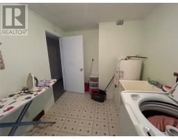 247 Grenfell Heights thumbnail 32