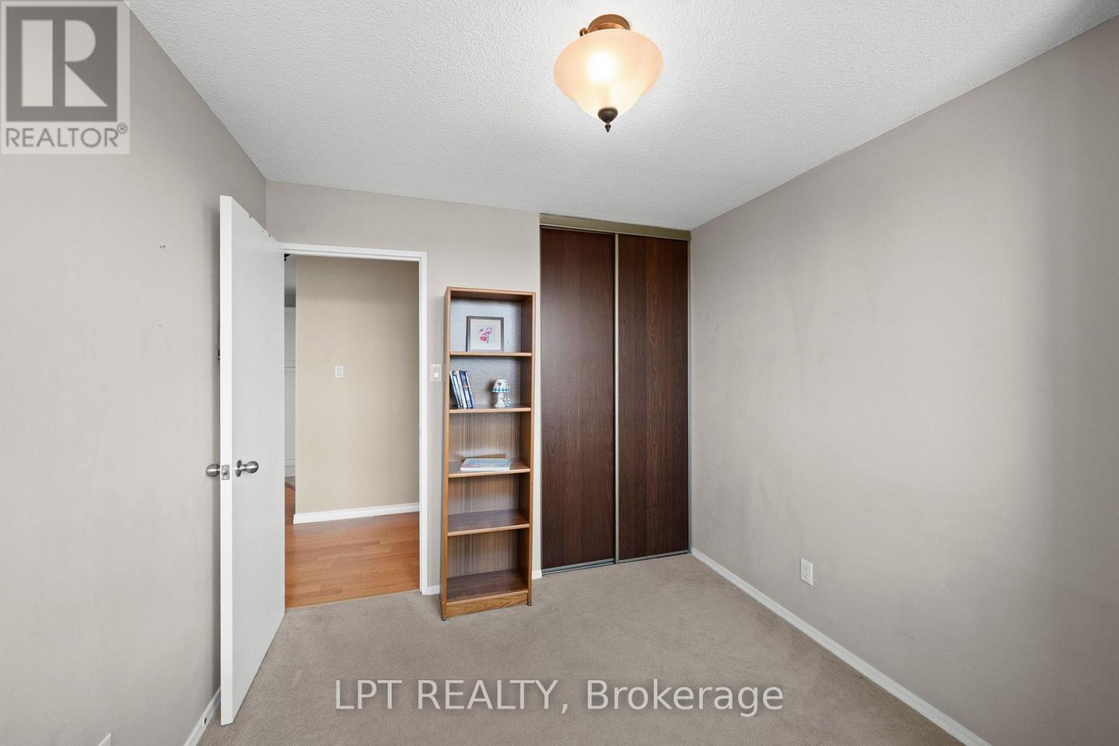 #PH5 555 BRITTANY DRIVE - Image 28