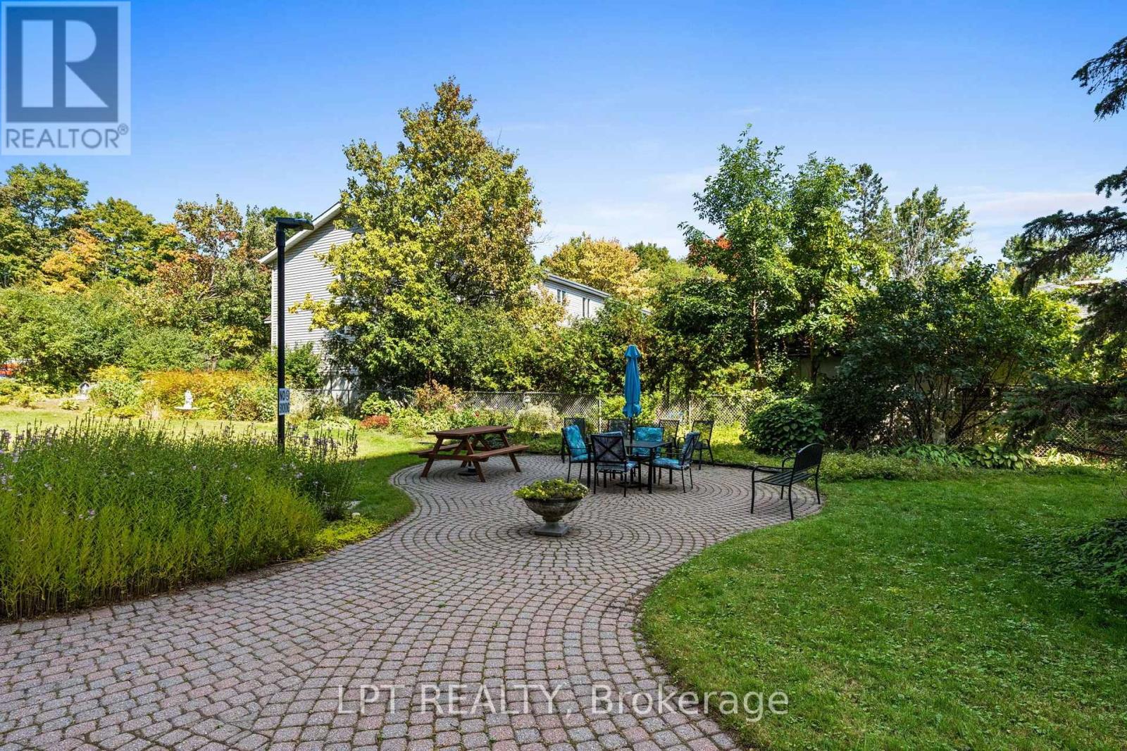 #PH5 555 BRITTANY DRIVE - Image 39