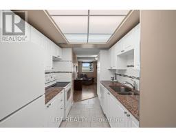 Ph5 - 555 Brittany Drive, Ottawa, ON K1K4C5 Photo 13