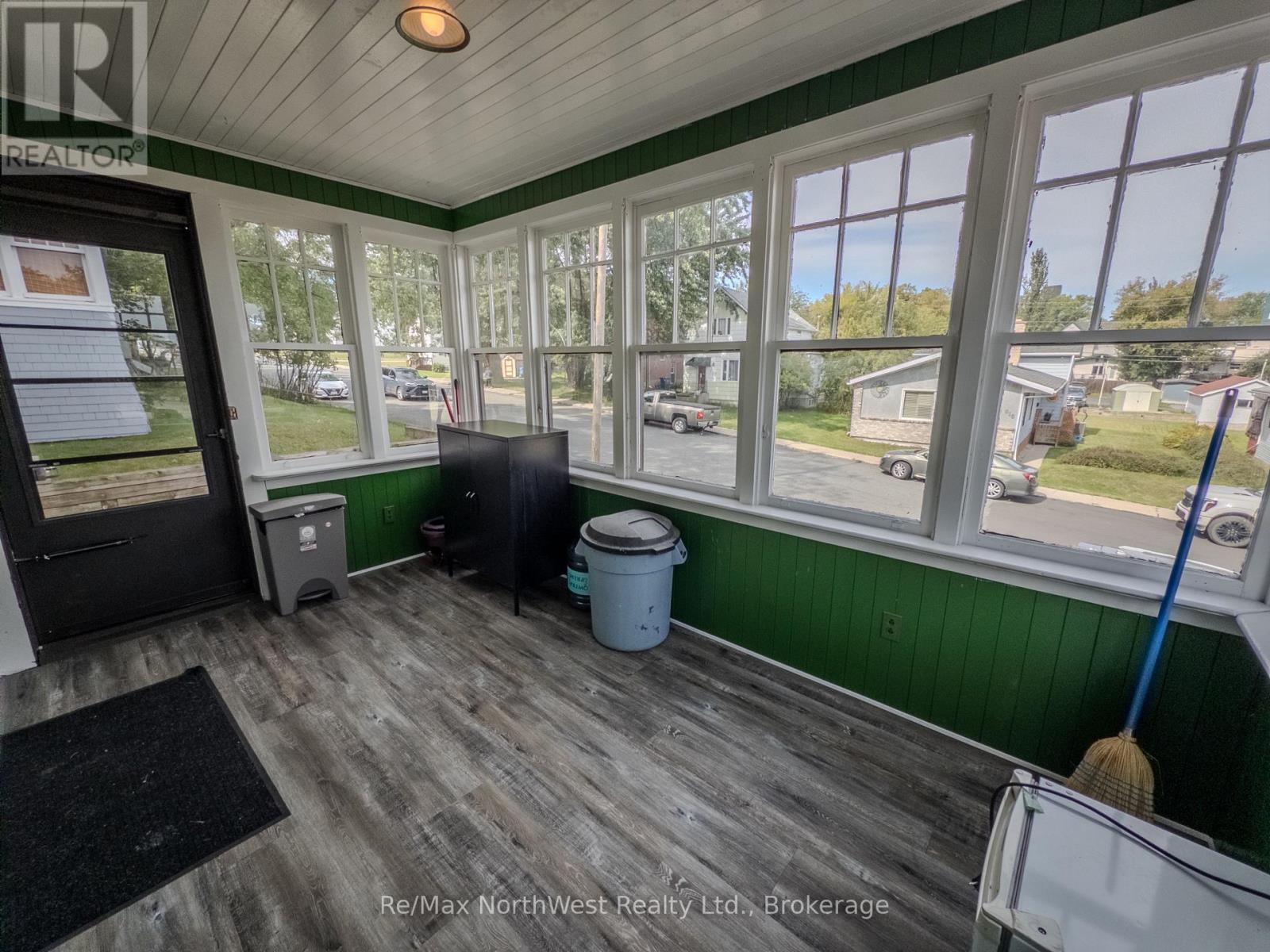 617 FIRST STREET S, Kenora (Central) — photo 9
