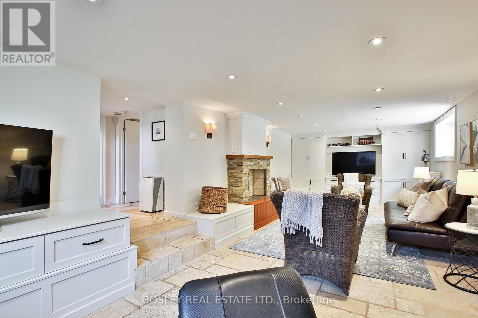 34 EDGECOMBE AVENUE - 26