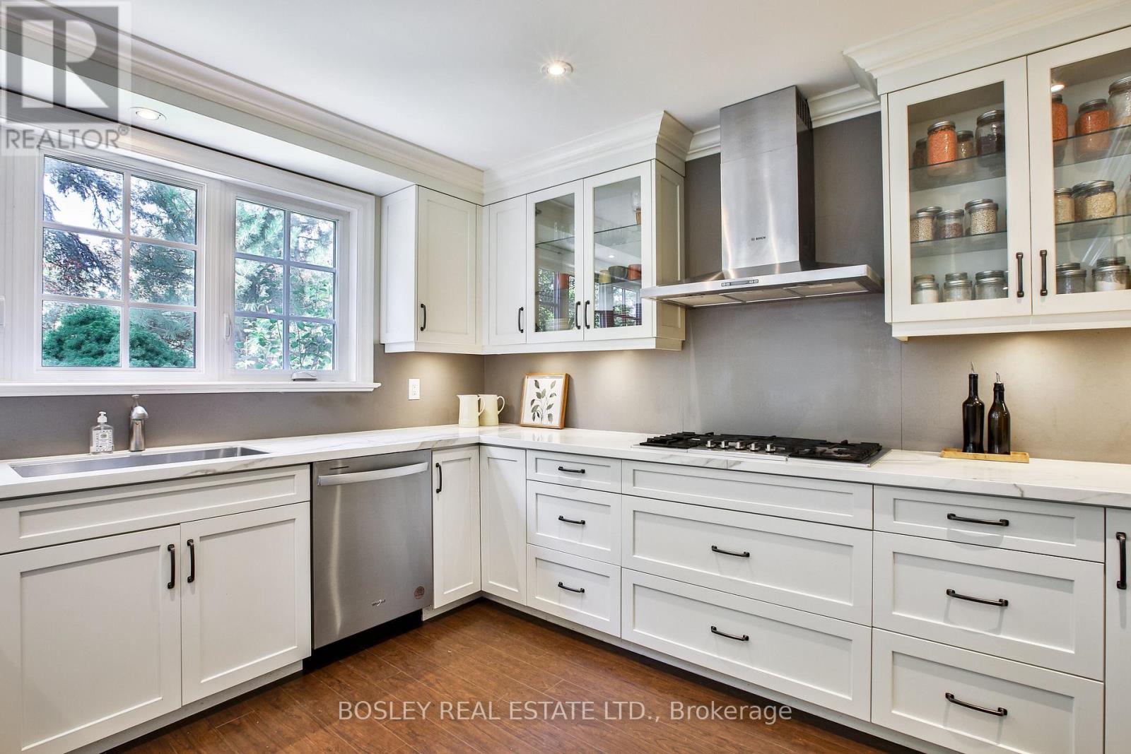 34 EDGECOMBE AVENUE - Image 9