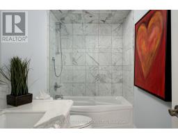 2d - 319 Lonsdale Road, Toronto, ON M4X1X3 Photo 25