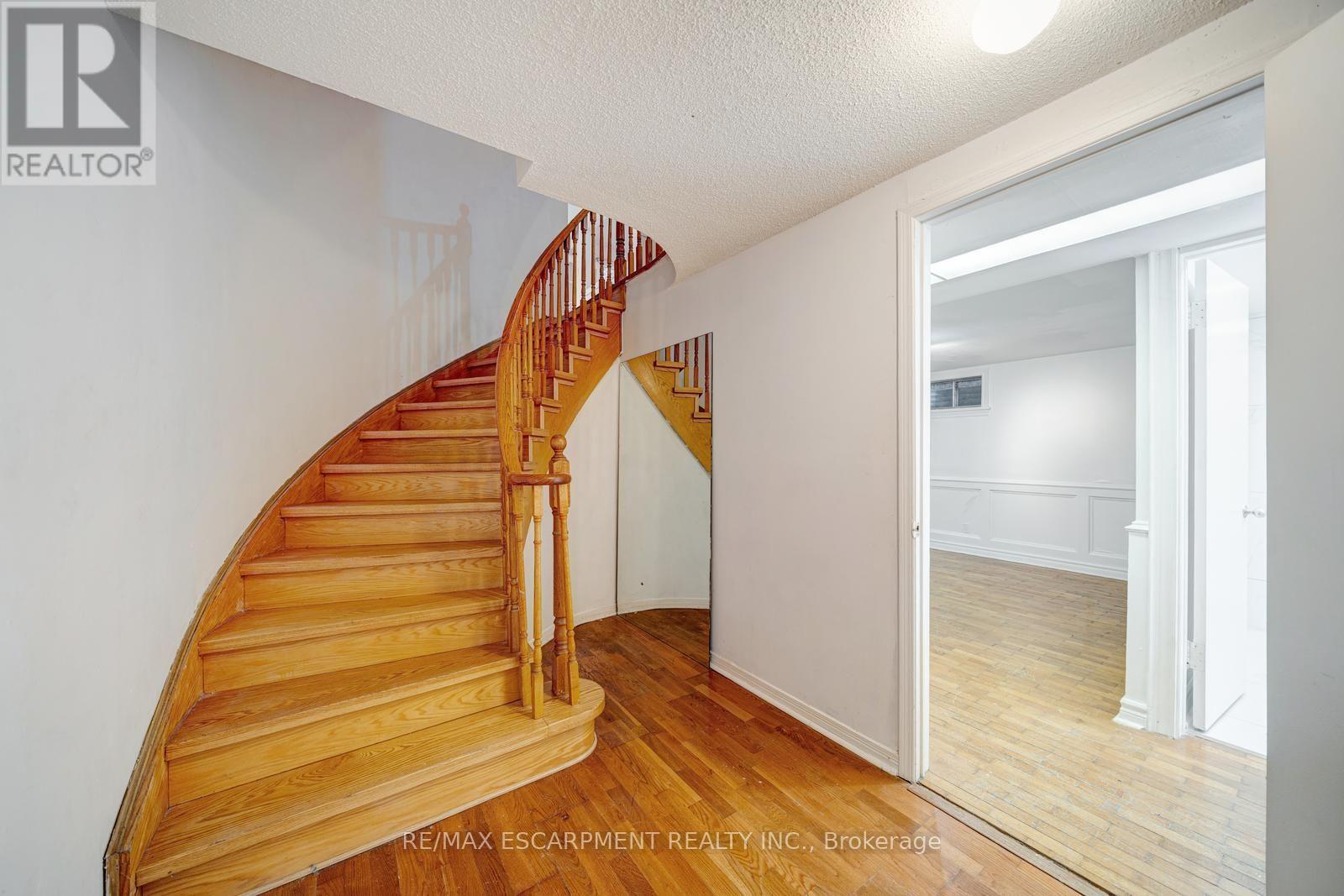 2081 LYNN HEIGHTS DRIVE - Image 34
