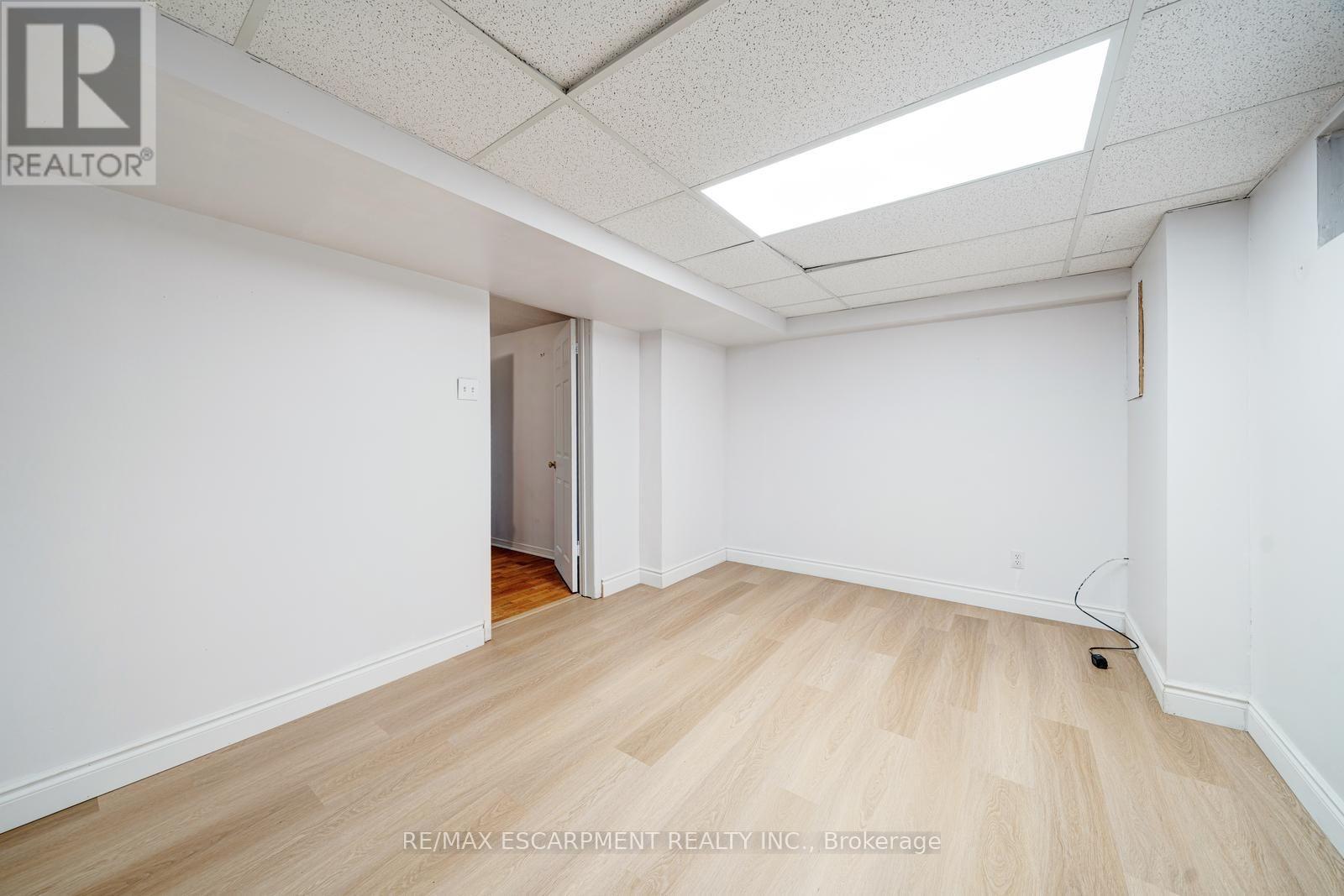 2081 LYNN HEIGHTS DRIVE - 41