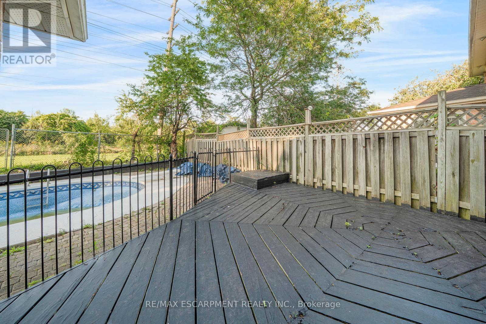 2081 LYNN HEIGHTS DRIVE - 44