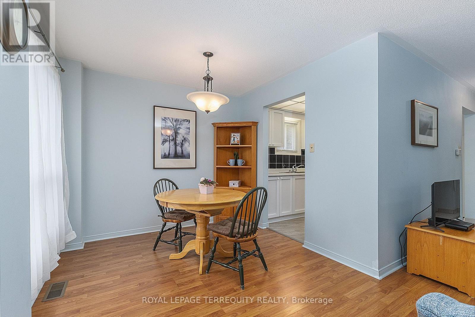 182 CHATFIELD DRIVE - 12