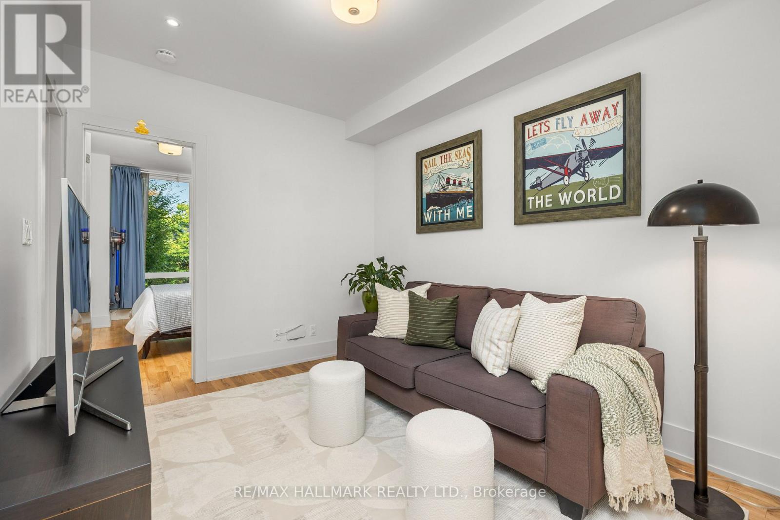 68 BOULTON AVENUE - 21