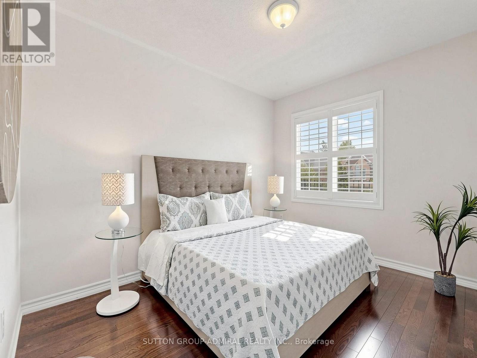 1311 HUNTER STREET - Image 26