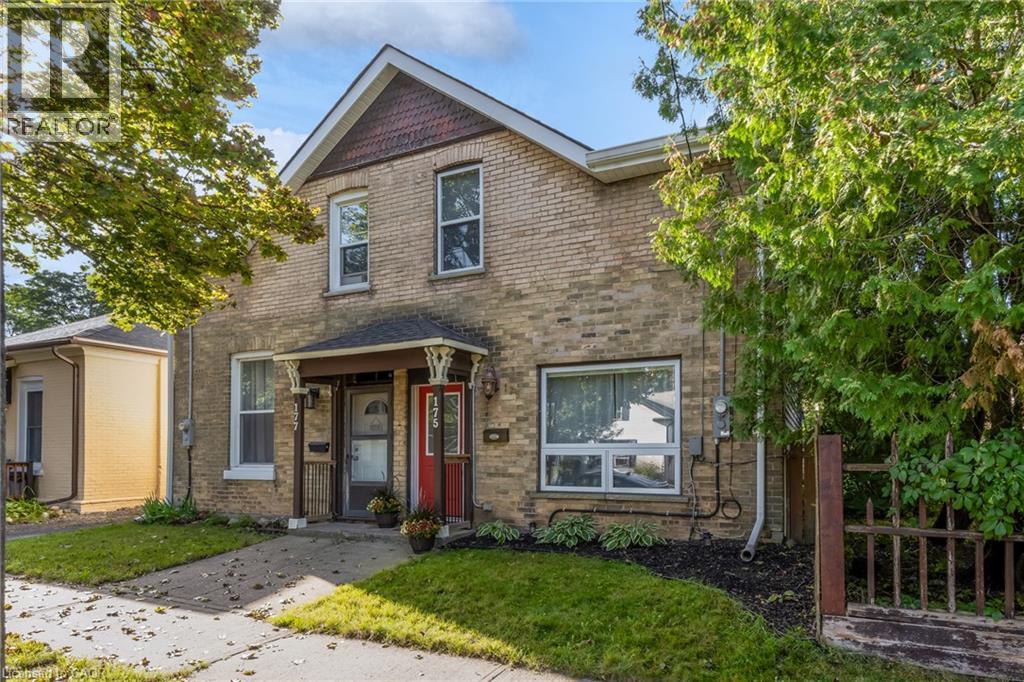 175 WELLINGTON Street - 1