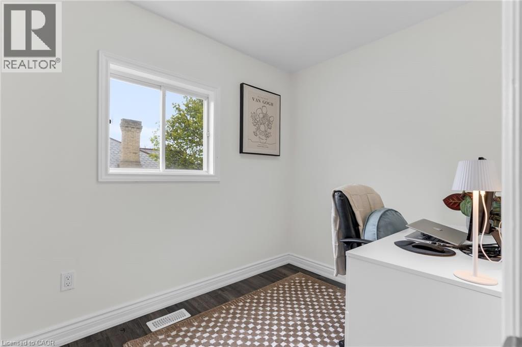 175 WELLINGTON Street - Image 16