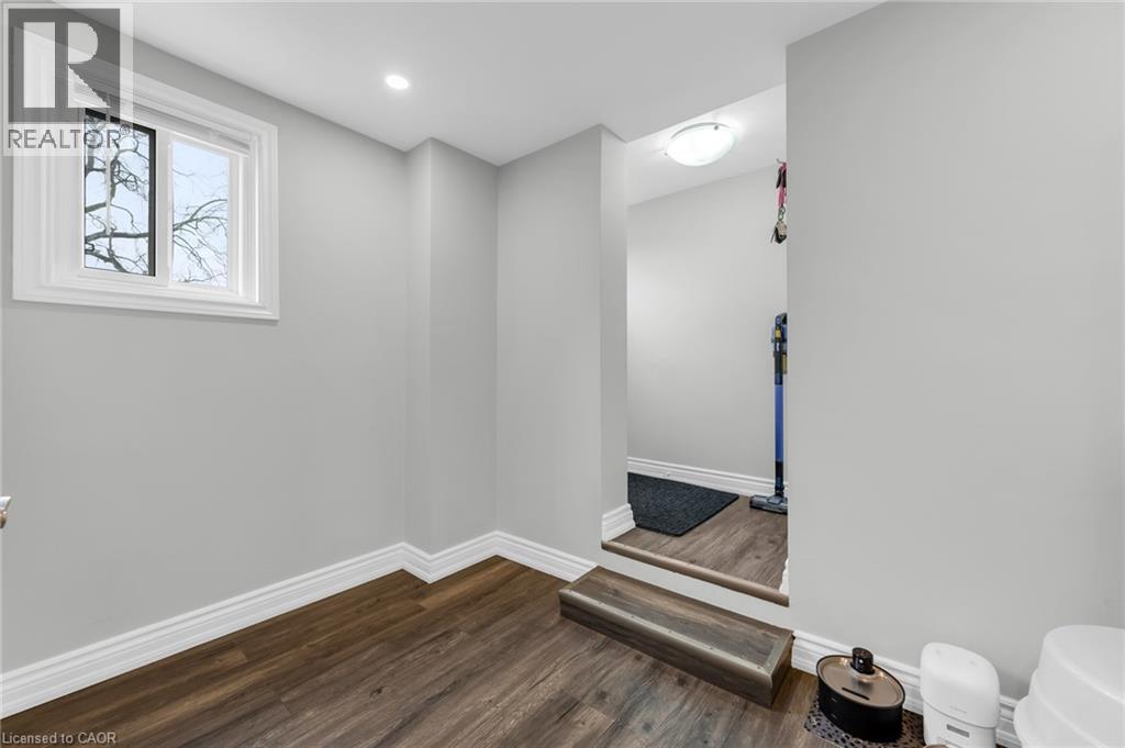 175 WELLINGTON Street - Image 19