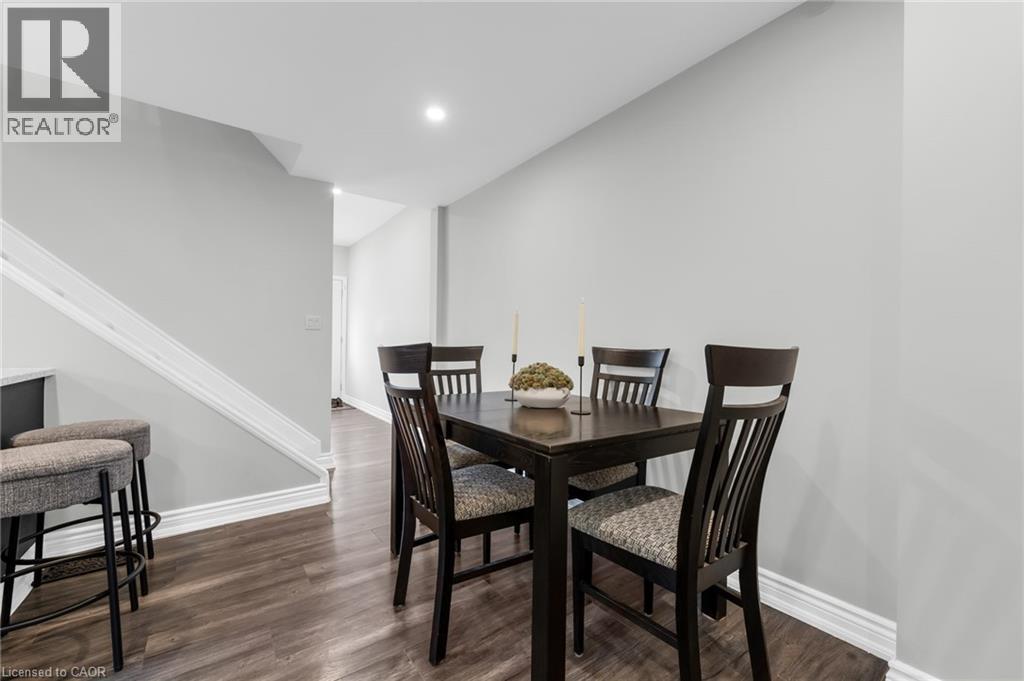 175 WELLINGTON Street - 8