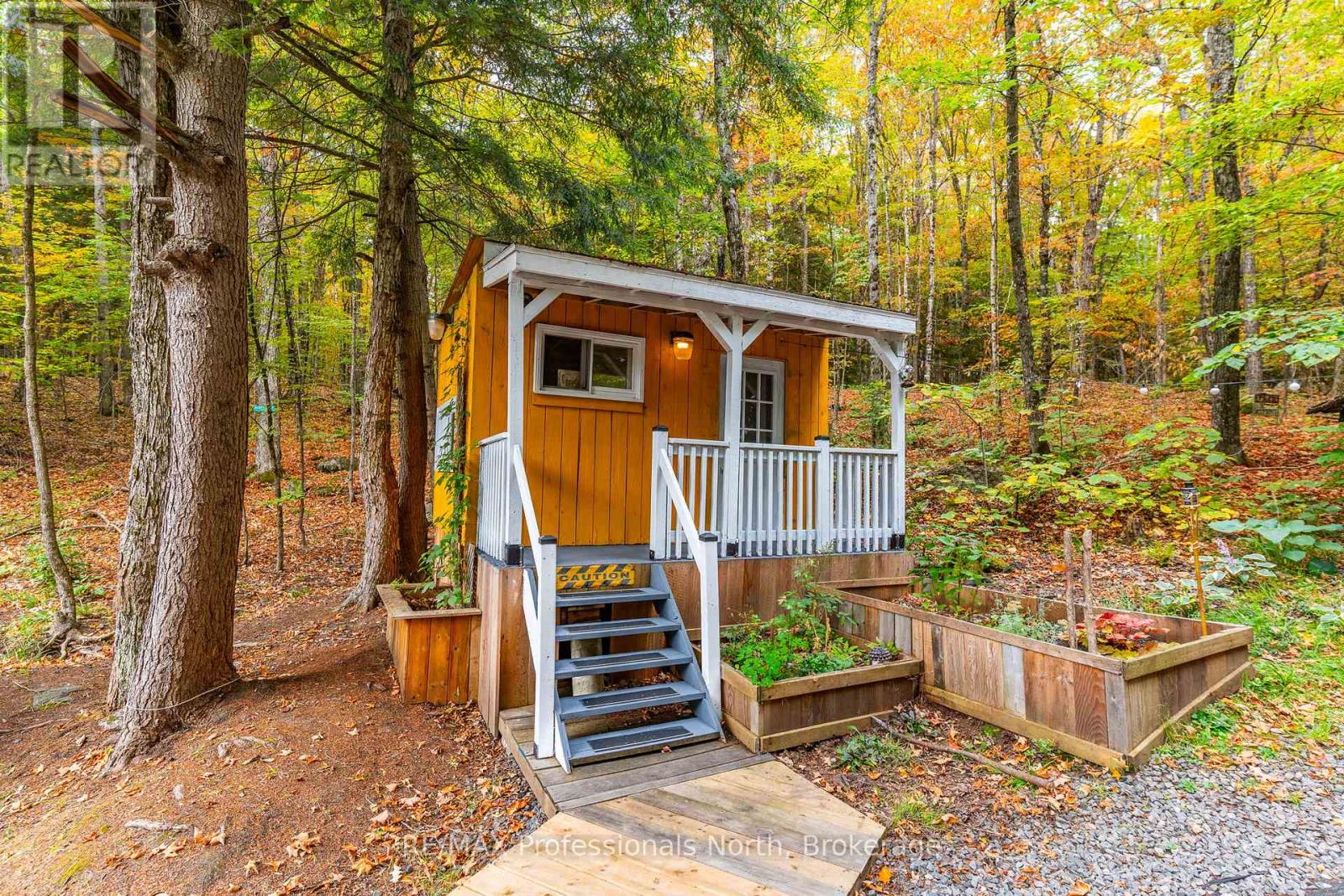 1099 BIG HAWK LAKE ROAD - 40