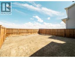 714 Violet Place W - photo 24