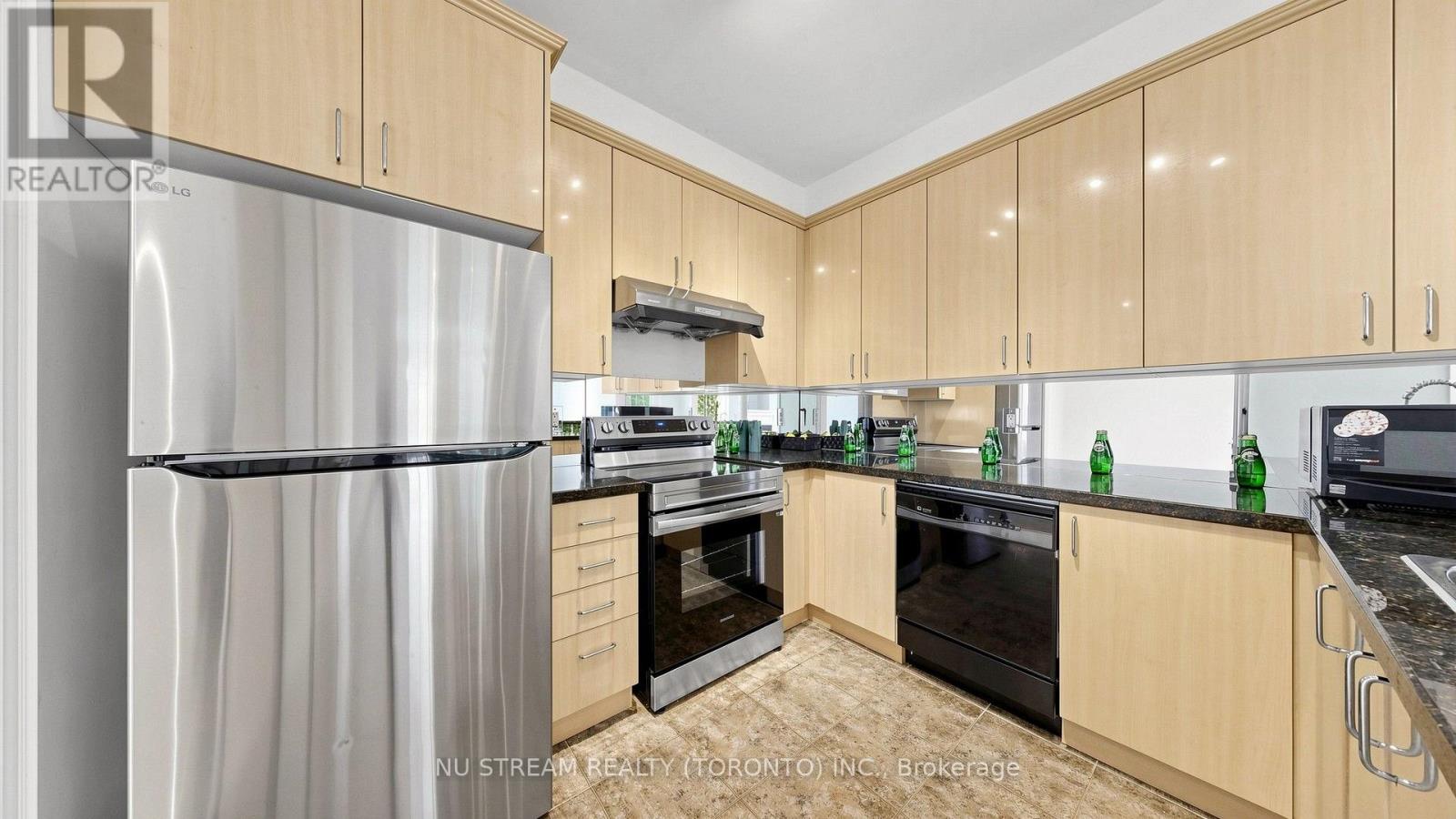 12 PREAKNESS DRIVE, Toronto (Banbury-Don Mills) — photo 5