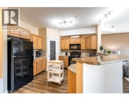 Bedroom - 329, 201 River Ridge Drive Nw, Medicine Hat, AB T1A8V5 Photo 6