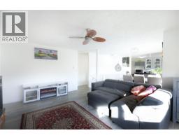 Living room - 6180 Alington Rd, Duncan, BC V9L2E9 Photo 14