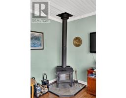 128 North Point Road thumbnail 25