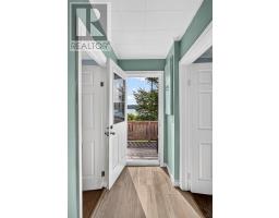 128 North Point Road thumbnail 38
