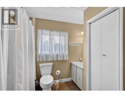 128 North Point Road thumbnail 40