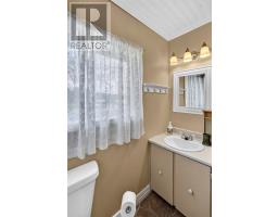 128 North Point Road thumbnail 41