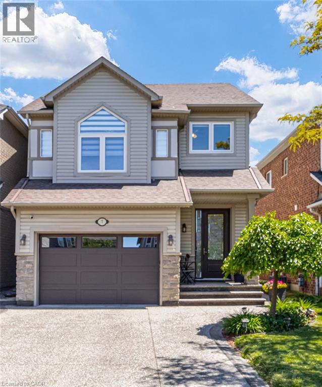 Photo of 7 BRAMOAK Crescent
