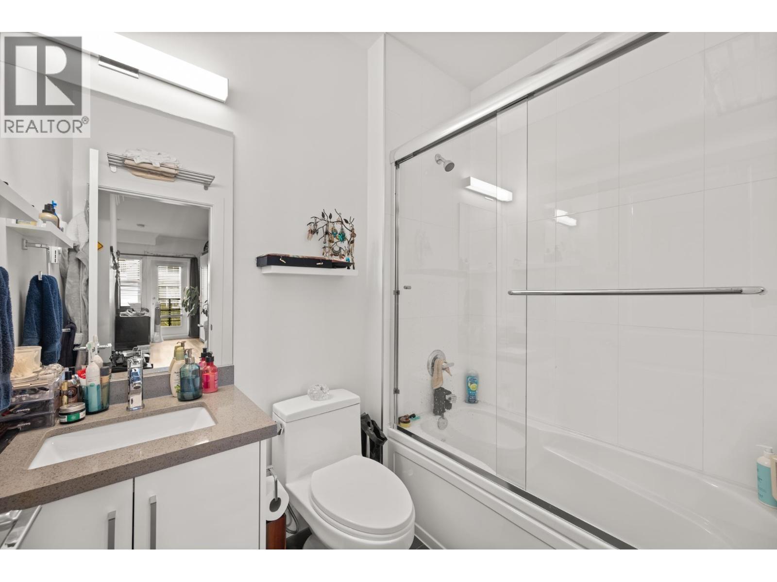 206 2389 HAWTHORNE AVENUE, Port Coquitlam