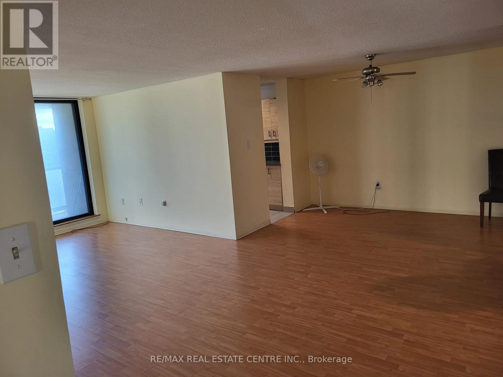 1202 - 17 KNIGHTSBRIDGE ROAD, Brampton (Queen Street Corridor) — photo 4