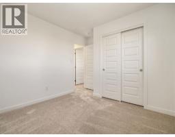 738 Violet Place W - photo 17