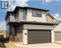 738 Violet Place W - photo 1