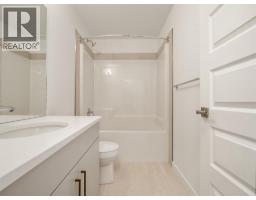 738 Violet Place W - photo 15