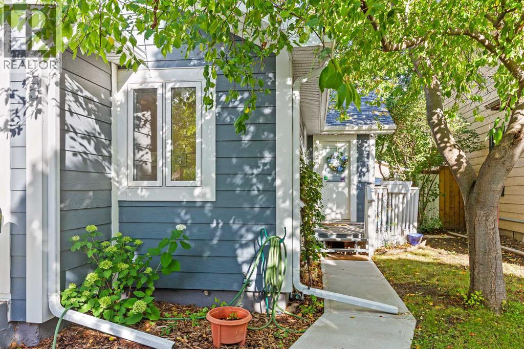925 7A Street S - 4