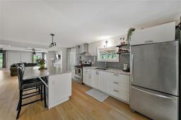 Utility room - 37 St Joseph Boulevard, St Malo, MB R0A1T0 Photo 10