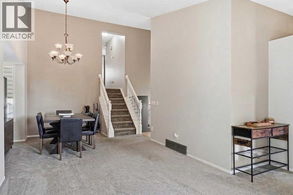 271 Erin Meadow Close SE, Erin Woods, Calgary photo 3