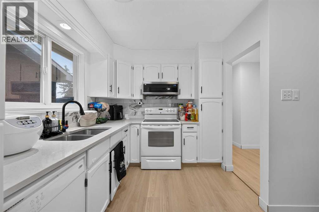 4604 29 Avenue NW - 4
