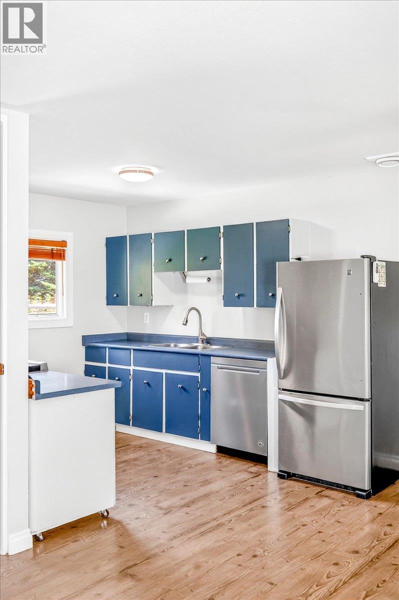 4 Ridgemont Avenue - 14