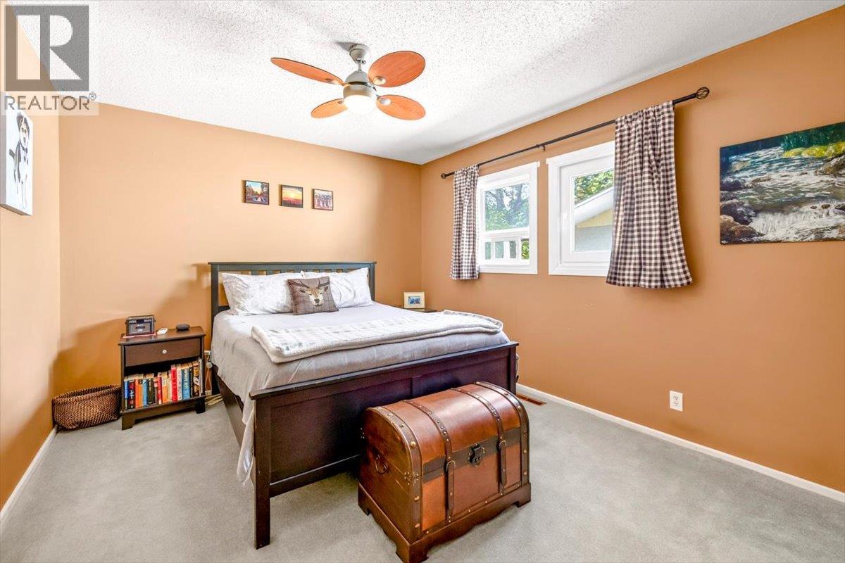 4 Ridgemont Avenue - 31