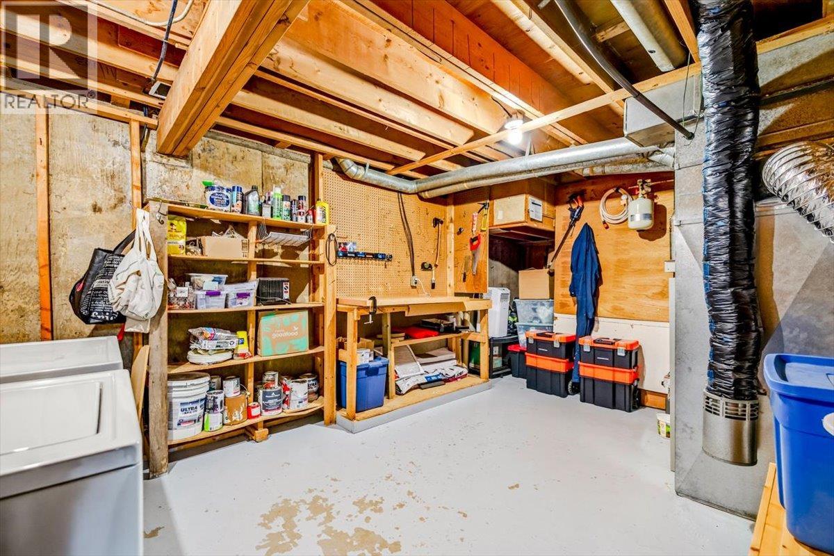 4 Ridgemont Avenue - 53