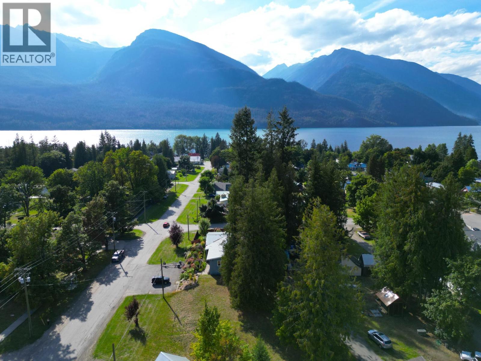 Property for sale at 416 Slocan Avenue
